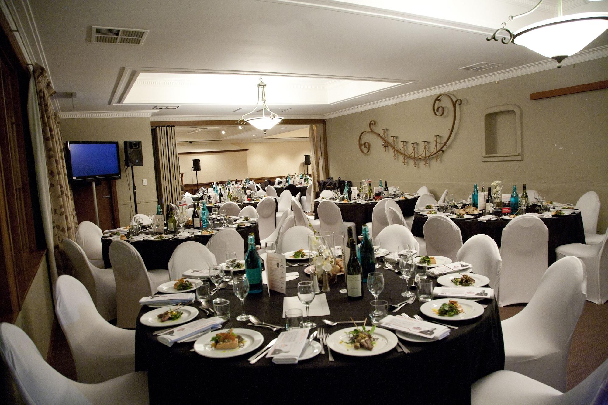 Distinction Coachman Hotel, Palmerston North Buitenkant foto