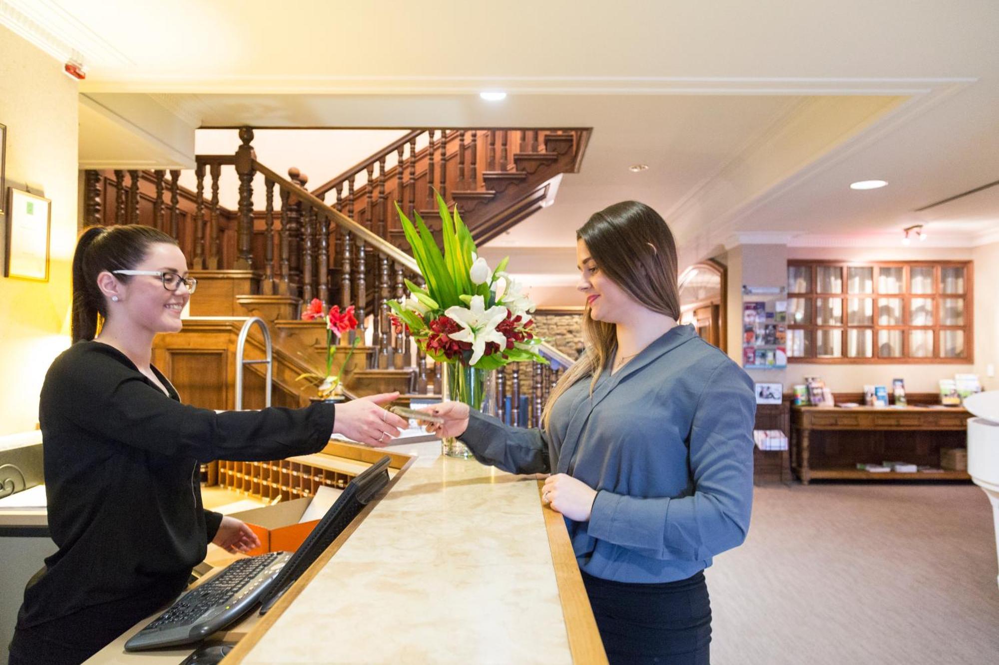 Distinction Coachman Hotel, Palmerston North Buitenkant foto